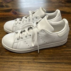 All white adidas women’s shoes size 7